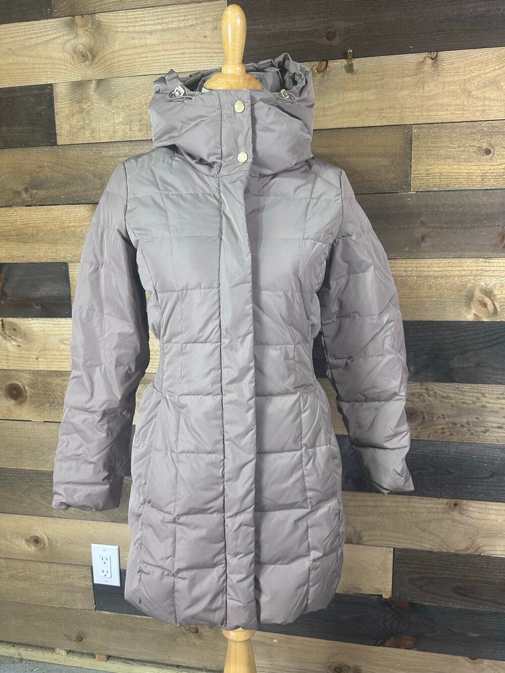 COLE HAAN Signature Women’s Hooded Fitted Down Puffer Coat Size XS EUC